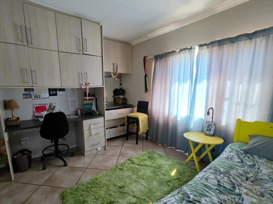 5 Bedroom Property for Sale in Blydeville Northern Cape